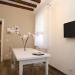 Апартаменты Doge's House